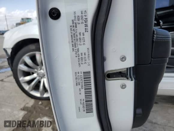 2015 Chrysler 300 C with VIN 2C3CCAET3FH739529, listed as a Copart auction lot 47520495 with 151,096 mi miles and Salvage title. Bid and sale history available at DreamBid. Image 12.