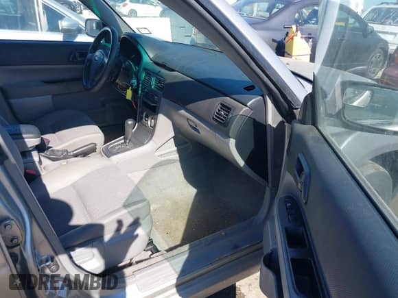 2006 Subaru Forester X with VIN JF1SG636X6H705475, listed as a IAAI auction lot 42991554 with 205,108 mi miles and . Bid and sale history available at DreamBid. Image 5.