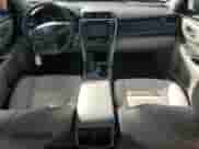 2017 Toyota Camry Hybrid LE z VIN 4T1BD1FK2HU209204, wystawiony jako Copart lot #84877285 z przebiegiem 50 195 mil mil oraz Szkoda całkowita • Salvage title. Historia ofert i sprzedaży dostępna na DreamBid. Obrazek 8.