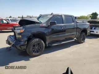 2022 Chevrolet Silverado 1500 Custom Trail Boss с VIN 3GCPDCEK9NG575358, выставлен на аукционе Copart как лот 61197305 с пробегом Не указан миль и Списание • Salvage title. История ставок и продаж доступна на DreamBid. Изображение 1.