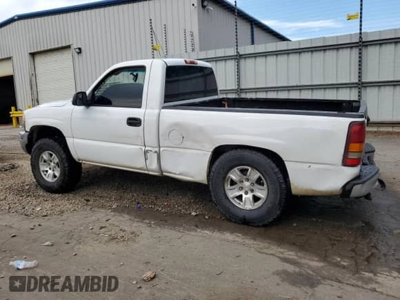 2006 GMC Sierra 1500 Work Truck z VIN 3GTEC14X86G215785, wystawiony jako Copart lot #66134414 z przebiegiem 146 011 mil mil oraz Szkoda całkowita • Salvage title. Historia ofert i sprzedaży dostępna na DreamBid. Obrazek 2.