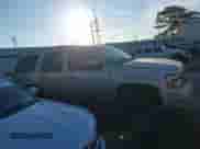 2009 Chevrolet Tahoe 1LT z VIN 1GNEC23339R273982, wystawiony jako IAAI lot #41328056 z przebiegiem Nie podano mil oraz . Historia ofert i sprzedaży dostępna na DreamBid. Obrazek 13.