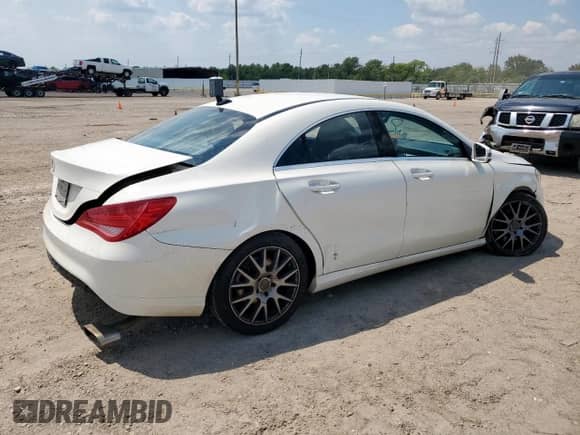 2016 Mercedes-Benz CLA 250 с VIN WDDSJ4EB4GN325373, выставлен на аукционе Copart как лот 69976565 с пробегом Не указан миль и Списание • Salvage title. История ставок и продаж доступна на DreamBid. Изображение 3.