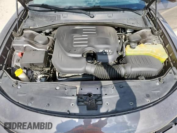 2018 Dodge Charger SXT Plus z VIN 2C3CDXHG4JH140713, wystawiony jako Copart lot #85725625 z przebiegiem Nie podano mil oraz Szkoda całkowita • Salvage title. Historia ofert i sprzedaży dostępna na DreamBid. Obrazek 11.