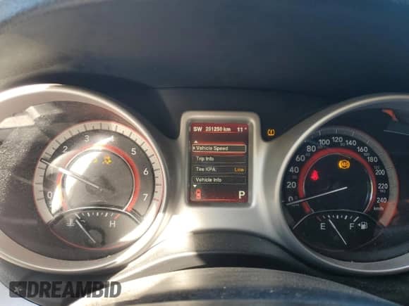 2015 Dodge Journey R/T с VIN 3C4PDDFGXFT566788, выставлен на аукционе Copart как лот 70513925 с пробегом 251 250 миль миль и Чистый • Clean title. История ставок и продаж доступна на DreamBid. Изображение 9.