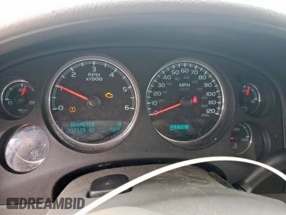 2010 Chevrolet Tahoe LT с VIN 1GNMCBE32AR138411, выставлен на аукционе Copart как лот 81599715 с пробегом 237 175 миль миль и Чистый • Clean title. История ставок и продаж доступна на DreamBid. Изображение 9.