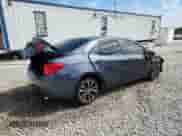 2019 Toyota Corolla LE z VIN 5YFBURHE4KP857447, wystawiony jako Copart lot #70769985 z przebiegiem 104 352 mil mil oraz Szkoda całkowita • Salvage title. Historia ofert i sprzedaży dostępna na DreamBid. Obrazek 3.