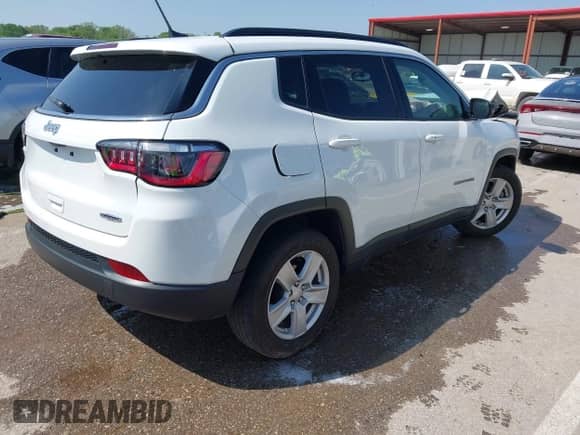 2022 Jeep Compass Altitude с VIN 3C4NJCBB8NT219365, выставлен на аукционе IAAI как лот 42096504 с пробегом 31 912 миль миль и . История ставок и продаж доступна на DreamBid. Изображение 4.