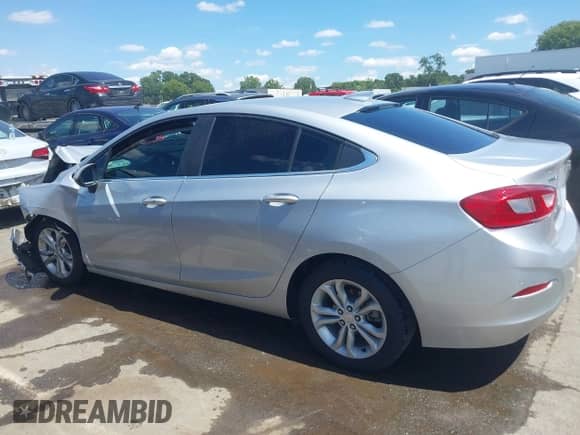 2019 Chevrolet Cruze LT с VIN 1G1BE5SM0K7144223, выставлен на аукционе IAAI как лот 43086890 с пробегом 139 120 миль миль и . История ставок и продаж доступна на DreamBid. Изображение 14.
