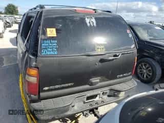 2003 Chevrolet Suburban LT с VIN 3GNEC16Z83G112366, выставлен на аукционе Copart как лот 76051074 с пробегом Не указан миль и Списание • Salvage title. История ставок и продаж доступна на DreamBid. Изображение 6.