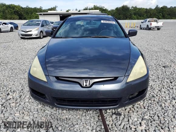 2004 Honda Accord with VIN 1HGCM71584A014539, listed as a Copart auction lot 63830225 with 372,716 mi miles and Non repairable. Bid and sale history available at DreamBid. Image 5.