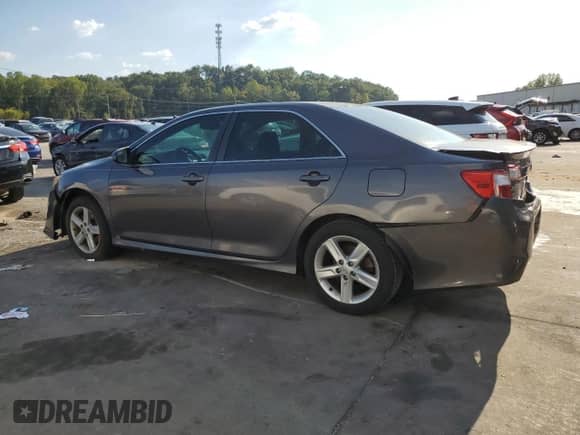 2014 Toyota Camry SE с VIN 4T1BF1FK3EU824124, выставлен на аукционе Copart как лот 84597335 с пробегом 131 721 миль миль и Списание • Salvage title. История ставок и продаж доступна на DreamBid. Изображение 2.