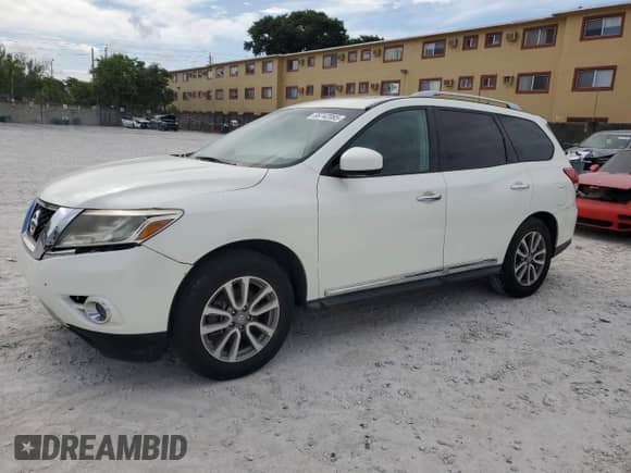 2016 Nissan Pathfinder Platinum with VIN 5N1AR2MM7GC647440, listed as a Copart auction lot 66742085 with 79,978 mi miles and Clean title. Bid and sale history available at DreamBid. Image 1.