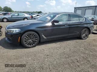 2018 BMW 5 Series 530e xDrive с VIN WBAJB1C53JB085673, выставлен на аукционе Copart как лот 65904015 с пробегом 103 313 миль миль и Списание • Salvage title. История ставок и продаж доступна на DreamBid. Изображение 1.