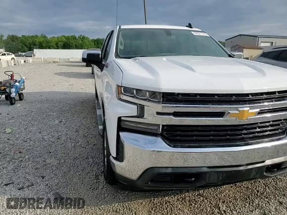 2020 Chevrolet Silverado 1500 LT with VIN 3GCUYDET6LG189239, listed as a Copart auction lot 67071715 with 108,272 mi miles and Salvage title. Bid and sale history available at DreamBid. Image 13.