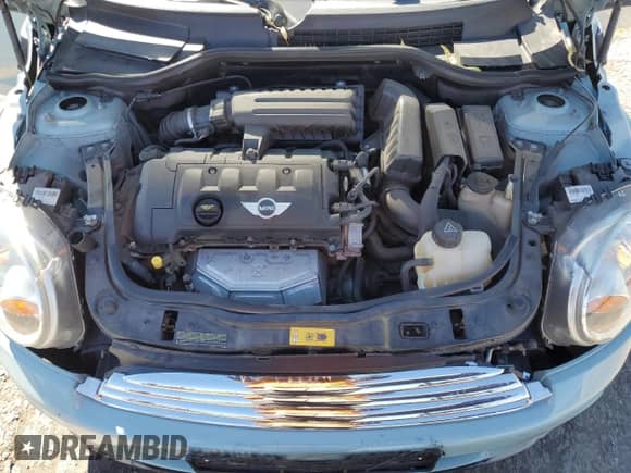 2012 MINI Hardtop с VIN WMWSU3C54CT542370, выставлен на аукционе Copart как лот 85142675 с пробегом 89 120 миль миль и Списание • Salvage title. История ставок и продаж доступна на DreamBid. Изображение 11.