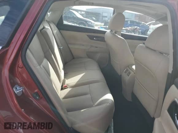 2016 Nissan Altima SL с VIN 1N4AL3AP4GC119502, выставлен на аукционе Copart как лот 84458095 с пробегом 111 143 миль миль и Списание • Salvage title. История ставок и продаж доступна на DreamBid. Изображение 10.