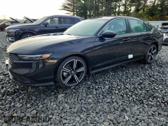 2024 Honda Accord Sport z VIN 1HGCY2F59RA042485, wystawiony jako Copart lot #65335775 z przebiegiem 9 049 mil mil oraz Szkoda całkowita • Salvage title. Historia ofert i sprzedaży dostępna na DreamBid. Obrazek 1.