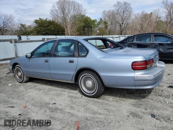 1995 Chevrolet Caprice с VIN 1G1BL52W3SR109669, выставлен на аукционе Copart как лот 48135685 с пробегом 211 716 миль миль и Чистый • Clean title. История ставок и продаж доступна на DreamBid. Изображение 2.
