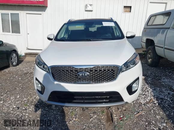 2016 Kia Sorento SXL with VIN 5XYPK4A59GG115064, listed as a IAAI auction lot 42529912 with 103,077 mi miles and . Bid and sale history available at DreamBid. Image 12.