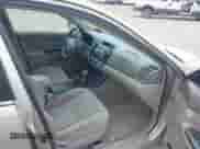 2005 Toyota Camry LE с VIN 4T1BE32K95U004456, выставлен на аукционе IAAI как лот 43102382 с пробегом 60 697 миль миль и . История ставок и продаж доступна на DreamBid. Изображение 5.