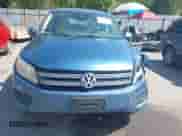 2017 Volkswagen Tiguan S с VIN WVGBV7AX7HK011930, выставлен на аукционе IAAI как лот 43126655 с пробегом 136 909 миль миль и . История ставок и продаж доступна на DreamBid. Изображение 12.