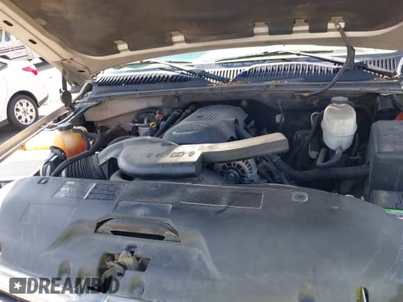 2004 Chevrolet Tahoe LT z VIN 1GNEC13Z94R254067, wystawiony jako IAAI lot #43134515 z przebiegiem 316 521 mil mil oraz . Historia ofert i sprzedaży dostępna na DreamBid. Obrazek 10.