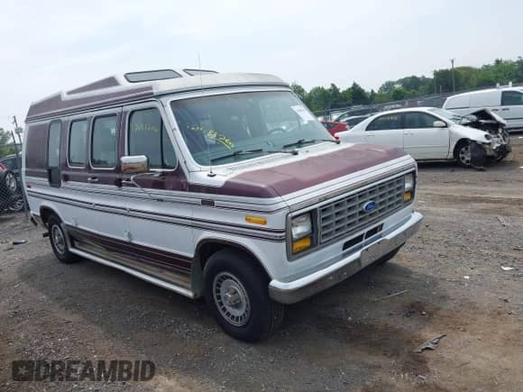 1991 Ford Econoline Cargo с VIN 1FDEE14N6MHA13731, выставлен на аукционе IAAI как лот 42488264 с пробегом 51 690 миль миль и . История ставок и продаж доступна на DreamBid. Изображение 1.