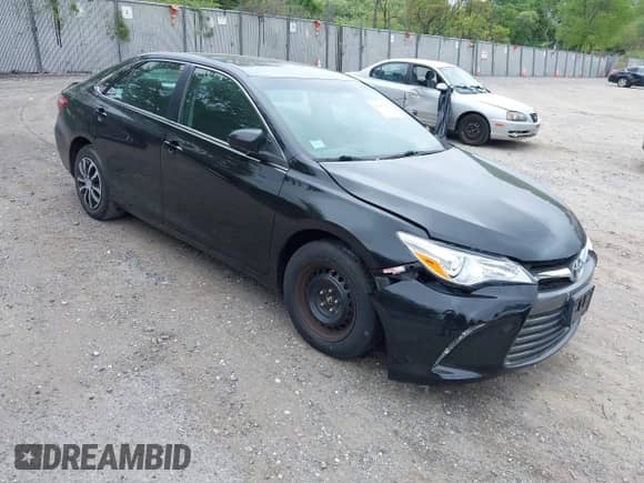 2017 Toyota Camry Hybrid LE с VIN 4T1BD1FK2HU207419, выставлен на аукционе IAAI как лот 42147502 с пробегом 170 645 миль миль и . История ставок и продаж доступна на DreamBid. Изображение 1.