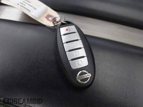 2015 Nissan Murano Platinum с VIN 5N1AZ2MH5FN250363, выставлен на аукционе IAAI как лот 41912582 с пробегом 145 530 миль миль и . История ставок и продаж доступна на DreamBid. Изображение 11.