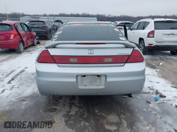 2001 Honda Accord EX with VIN 1HGCG325X1A012317, listed as a IAAI auction lot 41561617 with 191,456 mi miles and . Bid and sale history available at DreamBid. Image 16.