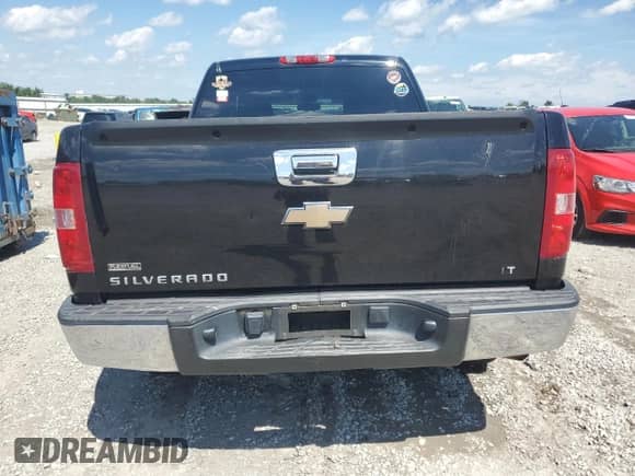 2010 Chevrolet Silverado 1500 LT z VIN 3GCRCSEA9AG254802, wystawiony jako Copart lot #62894135 z przebiegiem 298 243 mil mil oraz Szkoda całkowita • Salvage title. Historia ofert i sprzedaży dostępna na DreamBid. Obrazek 6.