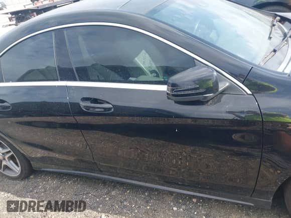 2014 Mercedes-Benz CLA 250 with VIN WDDSJ4GB0EN078587, listed as a IAAI auction lot 42650087 with 125,893 mi miles and . Bid and sale history available at DreamBid. Image 13.