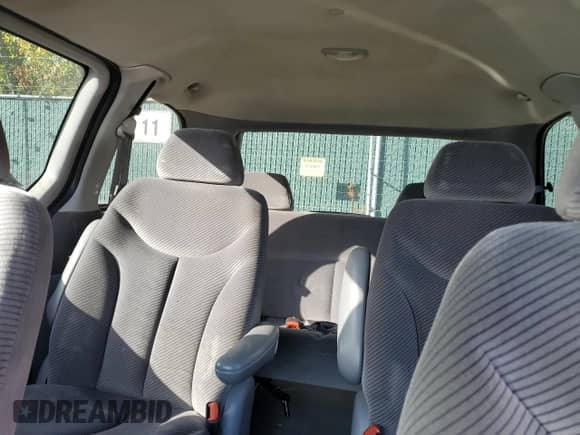 1996 Dodge Caravan SE with VIN 1B4GP45R8TB509090, listed as a Copart auction lot 73795694 with Not provided miles and Salvage title. Bid and sale history available at DreamBid. Image 10.