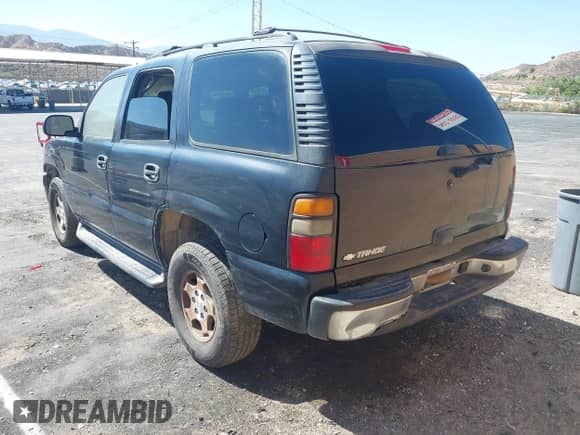 2006 Chevrolet Tahoe LS z VIN 1GNEC13V66R168568, wystawiony jako IAAI lot #43409697 z przebiegiem 222 398 mil mil oraz . Historia ofert i sprzedaży dostępna na DreamBid. Obrazek 3.
