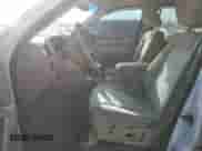 2009 Ford Explorer XLT с VIN 1FMEU73E19UA39465, выставлен на аукционе Copart как лот 88307145 с пробегом 227 325 миль миль и На запчасти • Non repairable. История ставок и продаж доступна на DreamBid. Изображение 7.