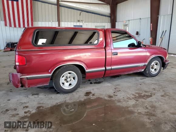 1995 Chevrolet S-10 z VIN 1GCCS1448SK163433, wystawiony jako Copart lot #86222225 z przebiegiem 59 638 mil mil oraz Szkoda całkowita • Salvage title. Historia ofert i sprzedaży dostępna na DreamBid. Obrazek 3.