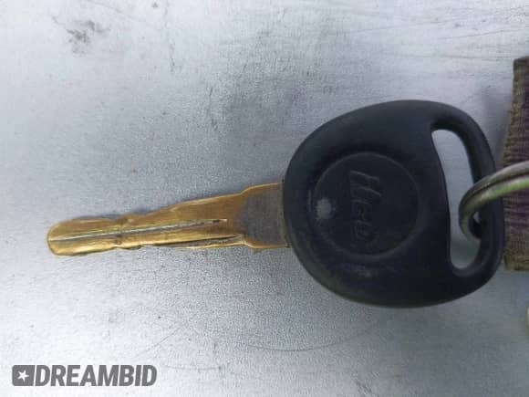 2000 Saturn LS z VIN 1G8JU52F1YY651684, wystawiony jako IAAI lot #43342271 z przebiegiem 329 804 mil mil oraz . Historia ofert i sprzedaży dostępna na DreamBid. Obrazek 11.