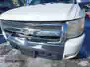 2007 Chevrolet Silverado 1500 1LT с VIN 1GCEK19C87Z566190, выставлен на аукционе IAAI как лот 41619183 с пробегом 216 273 миль миль и . История ставок и продаж доступна на DreamBid. Изображение 6.