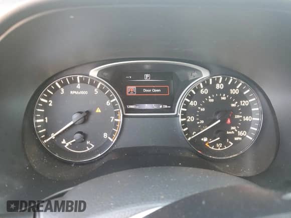 2018 Nissan Pathfinder SV with VIN 5N1DR2MN8JC614217, listed as a Copart auction lot 83762125 with 129,883 mi miles and Salvage title. Bid and sale history available at DreamBid. Image 9.