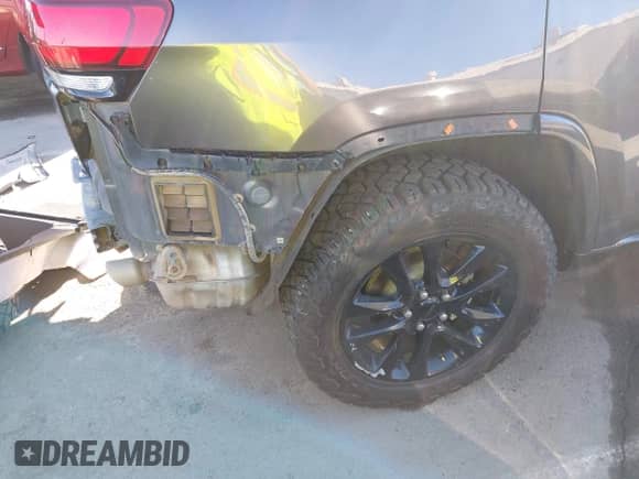 2021 Jeep Grand Cherokee Laredo E z VIN 1C4RJFAG1MC676108, wystawiony jako IAAI lot #42870574 z przebiegiem 84 346 mil mil oraz . Historia ofert i sprzedaży dostępna na DreamBid. Obrazek 19.