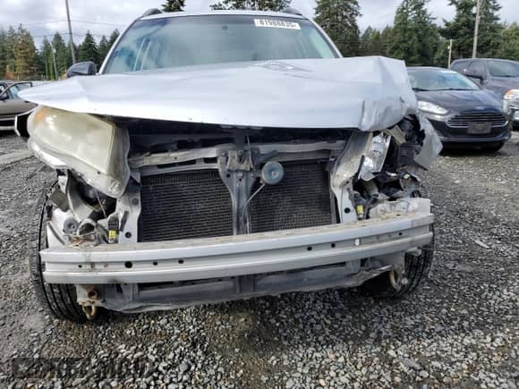 2010 Subaru Forester X с VIN JF2SH6BC7AG781945, выставлен на аукционе Copart как лот 81988835 с пробегом 267 029 миль миль и Списание • Salvage title. История ставок и продаж доступна на DreamBid. Изображение 5.