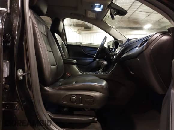 2020 Chevrolet Equinox Premier with VIN 2GNAXNEV9L6163718, listed as a IAAI auction lot 42573798 with 79,028 mi miles and . Bid and sale history available at DreamBid. Image 5.