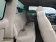 2002 Chevrolet Silverado 1500 с VIN 2GCEC19W221196198, выставлен на аукционе Copart как лот 60430205 с пробегом 90 276 миль миль и Списание • Salvage title. История ставок и продаж доступна на DreamBid. Изображение 10.