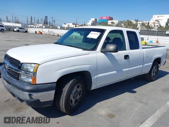 2004 Chevrolet Silverado 1500 LS с VIN 2GCEC19TX41429110, выставлен на аукционе IAAI как лот 42676165 с пробегом Не указан миль и . История ставок и продаж доступна на DreamBid. Изображение 6.