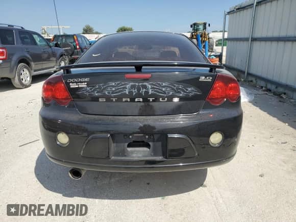 2003 Dodge Stratus with VIN 4B3AG52H03E047701, listed as a Copart auction lot 68923885 with 104,354 mi miles and Salvage title. Bid and sale history available at DreamBid. Image 6.