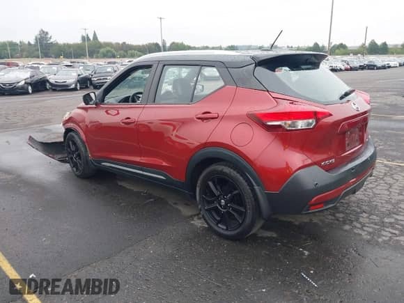 2020 Nissan Kicks SR z VIN 3N1CP5DV5LL513573, wystawiony jako IAAI lot #43162474 z przebiegiem 79 172 mil mil oraz . Historia ofert i sprzedaży dostępna na DreamBid. Obrazek 3.