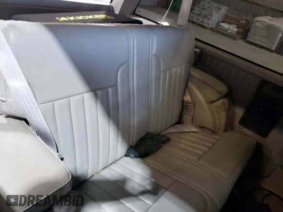 1992 Chevrolet Blazer z VIN 1GNCT18Z6N0130621, wystawiony jako Copart lot #76988724 z przebiegiem 171 202 mil mil oraz Szkoda całkowita • Salvage title. Historia ofert i sprzedaży dostępna na DreamBid. Obrazek 11.