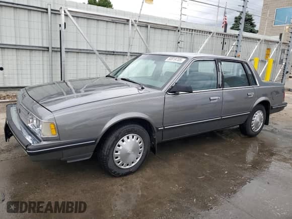 1986 Chevrolet Celebrity с VIN 1G1AW19R2G6204132, выставлен на аукционе Copart как лот 58819705 с пробегом 63 184 миль миль и Чистый • Clean title. История ставок и продаж доступна на DreamBid. Изображение 1.