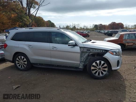 2018 Mercedes-Benz GLS 450 с VIN 4JGDF6EE9JB126835, выставлен на аукционе IAAI как лот 40689971 с пробегом 57 698 миль миль и . История ставок и продаж доступна на DreamBid. Изображение 13.
